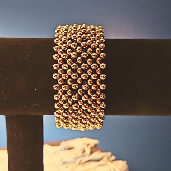 Reversible Dress Bracelet - Picture 3 of 6